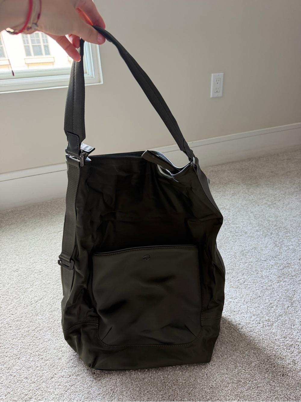 lululemon athletica Olive Green Shoulder Tote - Picture 3 of 10